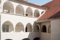 Gozzoburg - Innenhof